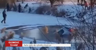 Když se pod autem na rybníku proboří led